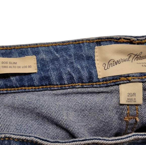 Universal Thread, NWT, Jeans, High-Rise 90s Slim, Distressed, Women's sz 20 Reg, - Picture 4 of 4